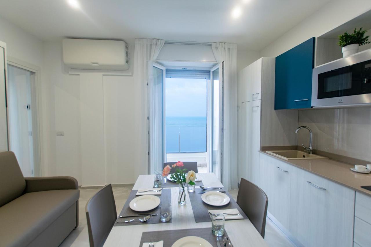 Residence Flow-R Riccione Zewnętrze zdjęcie