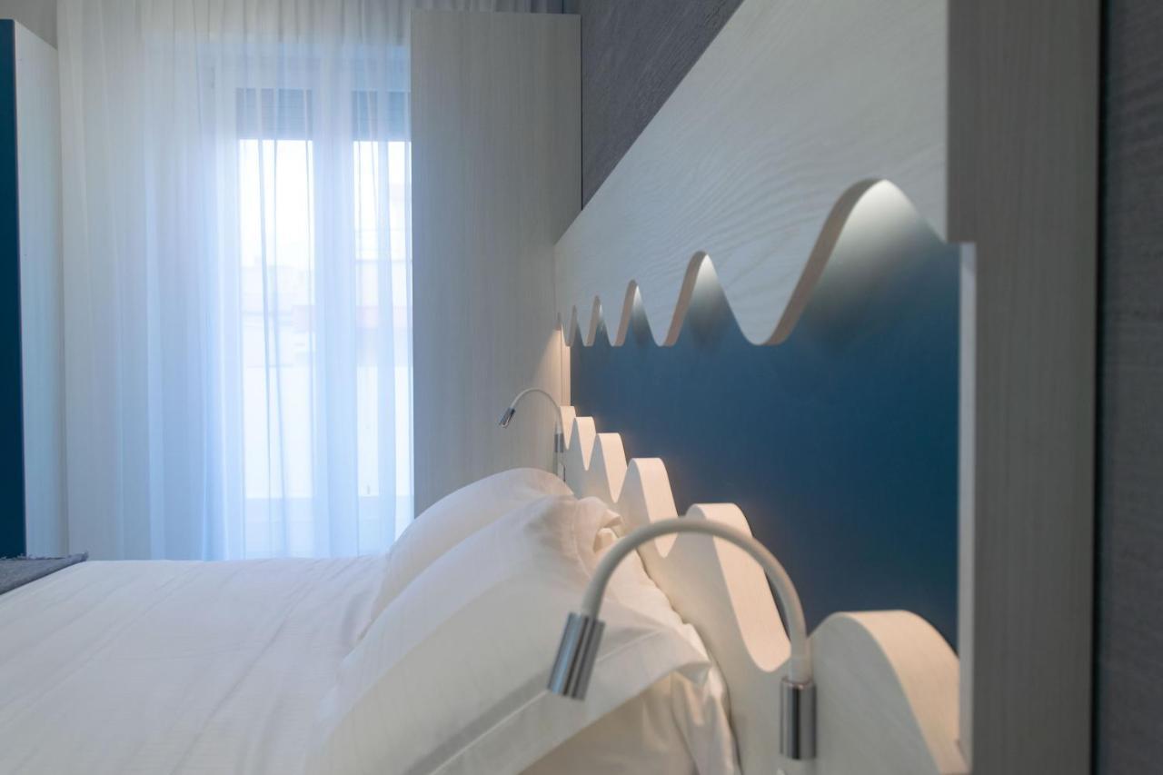 Residence Flow-R Riccione Zewnętrze zdjęcie